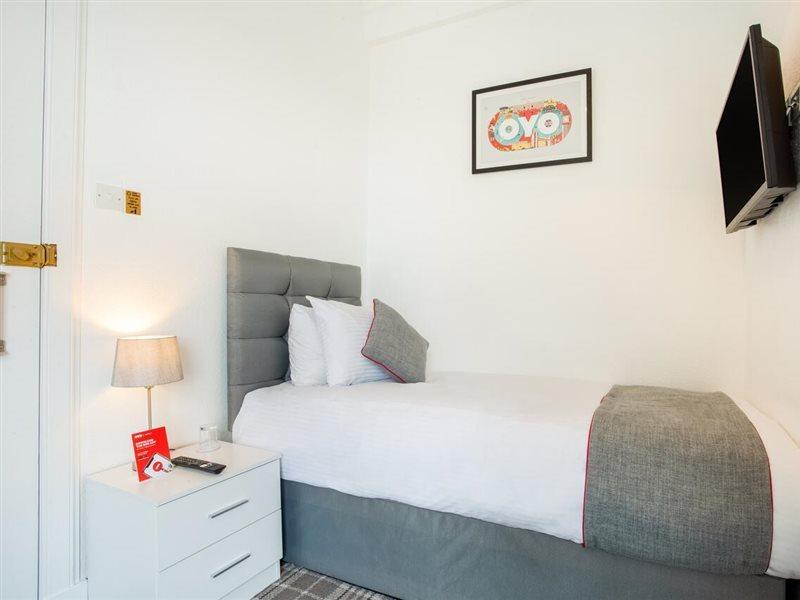 Corner Hotel Carnoustie Buitenkant foto