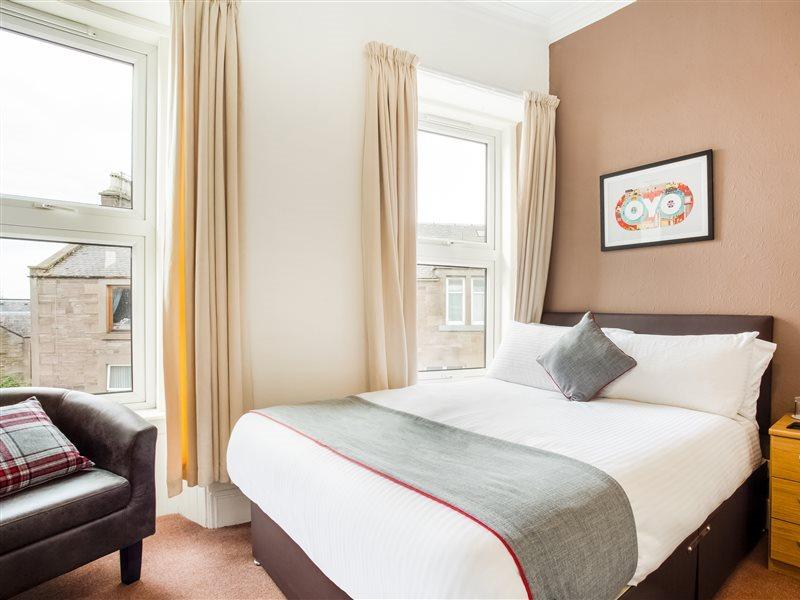 Corner Hotel Carnoustie Buitenkant foto