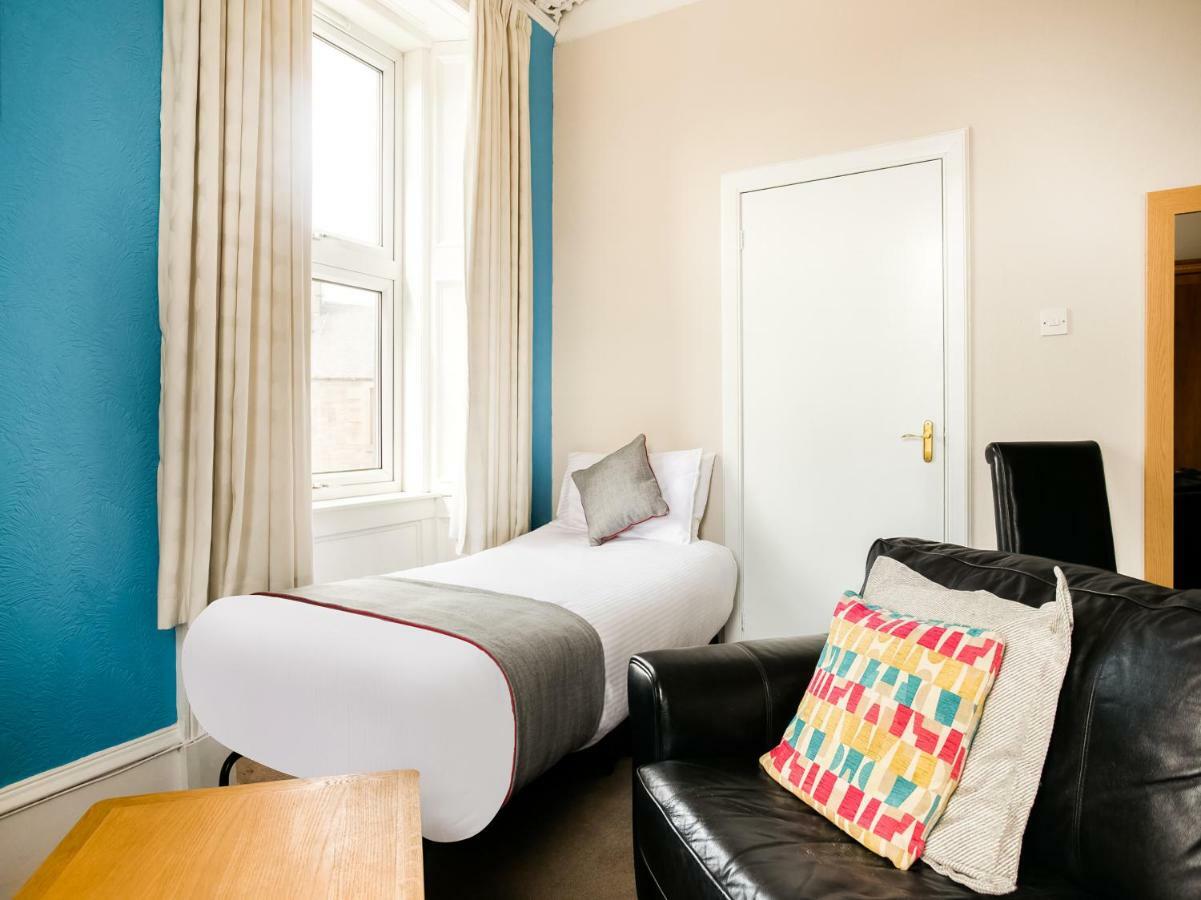 Corner Hotel Carnoustie Buitenkant foto
