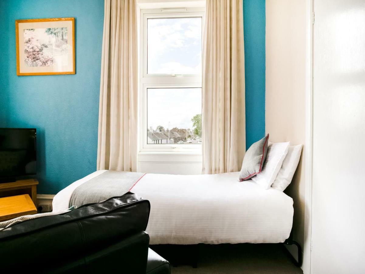 Corner Hotel Carnoustie Buitenkant foto