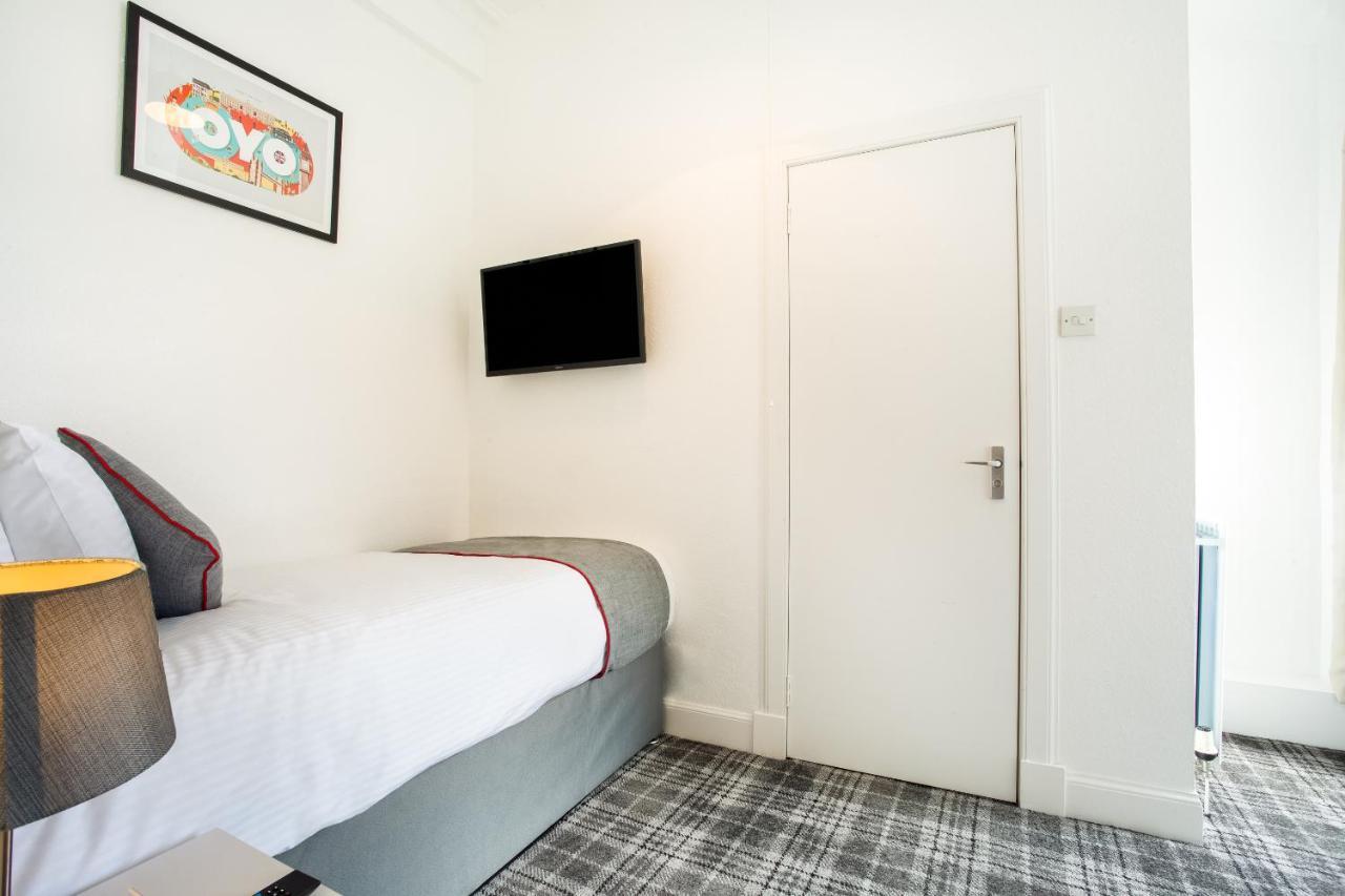 Corner Hotel Carnoustie Buitenkant foto